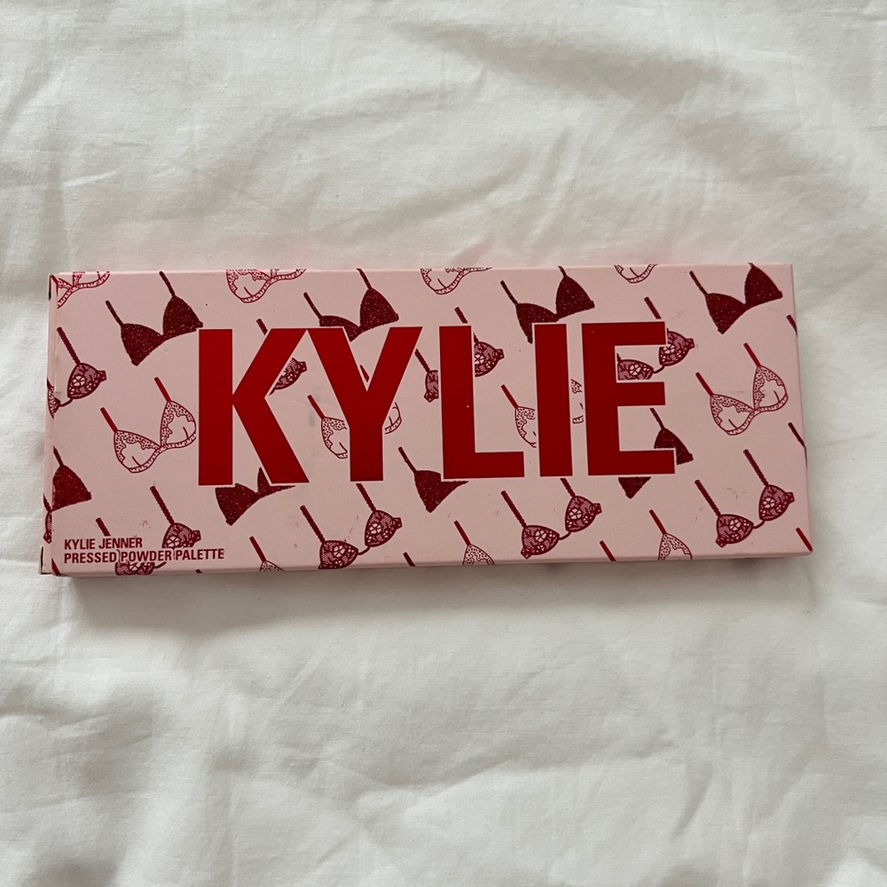 KYLIE Pressed‎ Powder Palette – Pink Packaging with Bold Red Logo